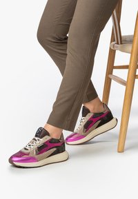 Сникерсы Сникерсы