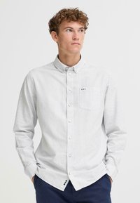 Рубашка с коротким рукавом Рубашка с коротким рукавом