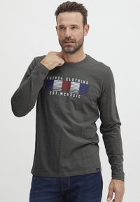 Лонгслив Лонгслив