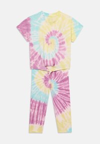 Леггинсы Леггинсы