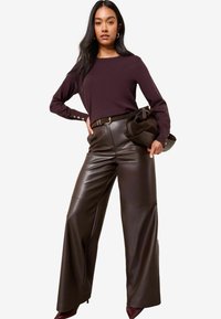 Пуловер Пуловер