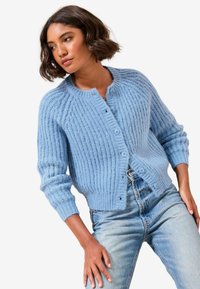 Жилет Жилет