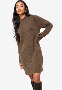 Вязаное платье Вязаное платье