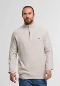 Пуловер Пуловер