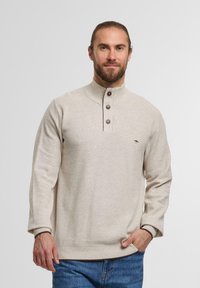 Пуловер Пуловер