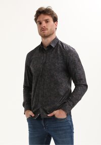 Рубашка Рубашка