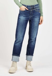 Прямые джинсы Прямые джинсы