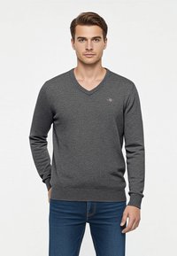 Пуловер Пуловер