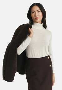 Водолазка Водолазка