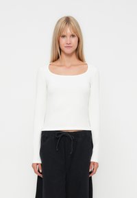 Лонгслив Лонгслив