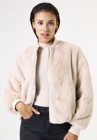 Куртка Куртка