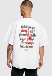 Футболка Футболка