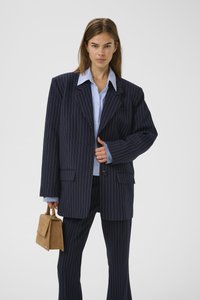 Длинный блейзер Длинный блейзер