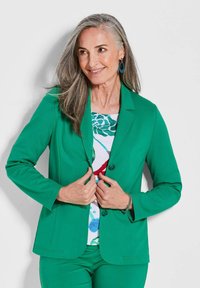 Блейзер Блейзер