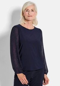 Блузка Блузка