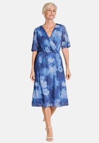 Летнее платье Летнее платье