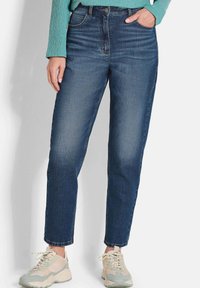 Узкие джинсы Узкие джинсы