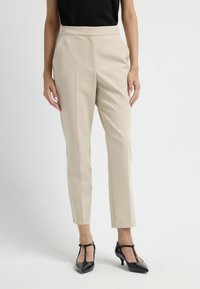 Чиносы Чиносы