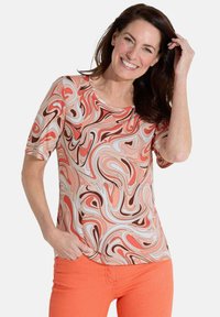 Футболка Футболка