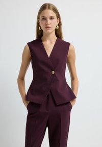 Жилет Жилет