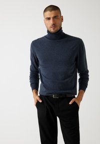 Водолазка Водолазка