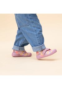 Детская обувь Детская обувь