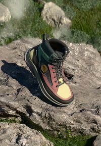 Походные сапоги Походные сапоги