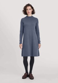 Вязаное платье Вязаное платье