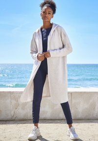 Толстовка Толстовка