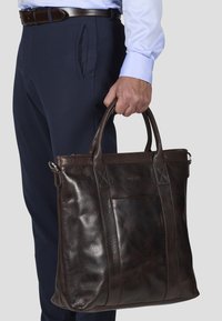 Кожаная сумка Кожаная сумка