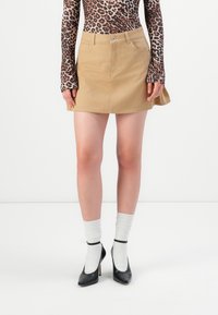 Мини-юбка Мини-юбка