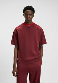 Футболка Футболка