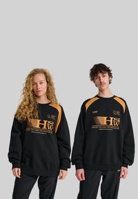 Толстовка Толстовка