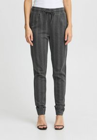 Спортивные штаны Спортивные штаны