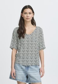 Блузка Блузка