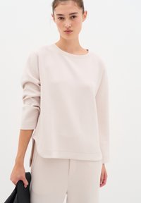 Толстовка Толстовка