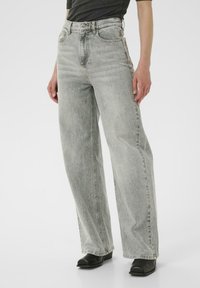 Брюки Брюки