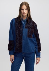 Джинсовая блузка Джинсовая блузка