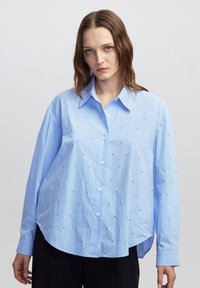 Блузка-рубашка Блузка-рубашка