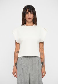 Футболка Футболка