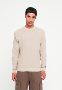 Пуловер Пуловер