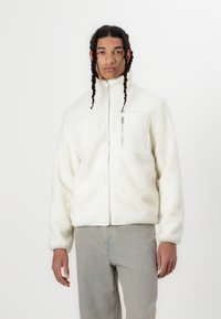 Флисовая куртка Флисовая куртка