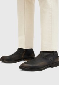 Ботинки Ботинки