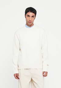 Пуловер Пуловер