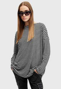 Длинная майка Длинная майка