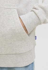 Пуловер Пуловер