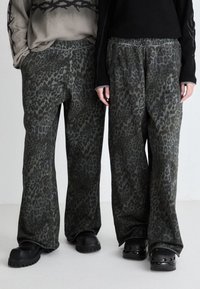 Спортивные штаны Спортивные штаны