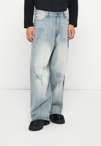 Прямые джинсы Прямые джинсы