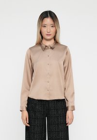 Атласная блузка Атласная блузка