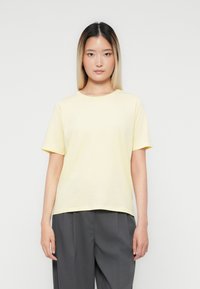 Футболка Футболка